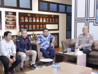 Kapolres Pinrang Terima Kunker KPU Kabupaten Pinrang dalam Rangka Penguatan Sinergitas Antar Lembaga