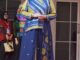 Hj. Andi. Sri Widiyati Tampil Anggun Mengenakan Busana Sutra Lero Motif Khas Pinrang, Dalam Ajang Fashion Show