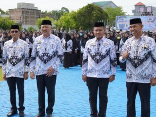 Pemkab Pinrang Gelar Upacara Peringatan HUT KORPRI, Dirangkaikan dengan HUT PGRI & HGN