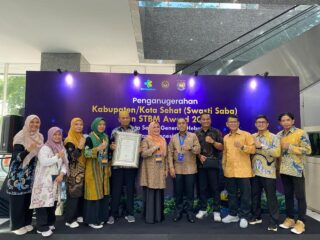 Pemkab Wajo Sabet Penghargaan Kota Sehat dari Kementerian Kesehatan di Jakarta, Andi Rosman : Berkat Konsistensi Kita dan Kolaborasi Bersama Masyarakat