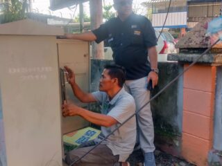 Tim Dinas Perhubungan Pinrang Tanggapi Keluhan Warga Terkait Kerusakan Traffic Light