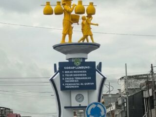 Patung  Baru, "Sidrap "HEBAT"