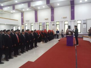 Bupati Enrekang  Resmi Melantik Mengambil  Sumpah Jabatan Kepala Sekolah