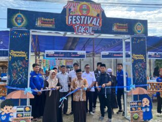 Sektor Ekonomi Desa Bergeliat, Anggota DPRD Wajo Apresiasi Inisiatif Kampung Ramadhan Mattirowalie.