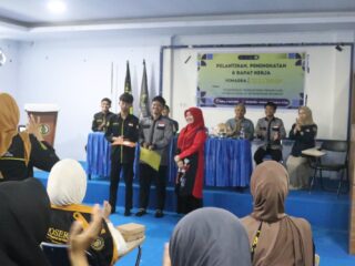 Pelantikan Pengurus Baru, FEB UMS Rappang Dorong Organisasi Mahasiswa Lebih --Progresif