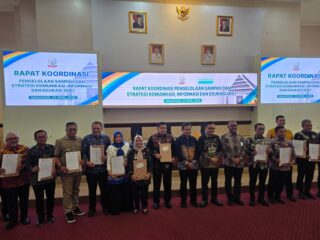 Teken Komitmen Bersama, Pemkab Sidrap Siap Optimalkan Tata Kelola Persampahan