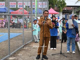 Buka Karang Taruna Cup II, Aksi Bupati Syaharuddin Alrif  Main Voli Semarakkan Suasana Olahraga