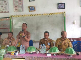 Akselerasi Transformasi Digital, Dinas Kominfo Sidrap Gelar Pendampingan TTE bagi Kepala SD se-Kecamatan Pitu Riawa