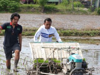 Wujudkan Petani Modern, Bupati Sidrap Tekankan Kolaborasi Teknologi dan Mekanisasi