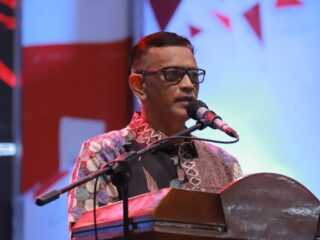 Wakil Bupati Wajo Dr. Baso Rahmanuddin Buka Gebyar Maradeka Festival HUT ke-81 RI.