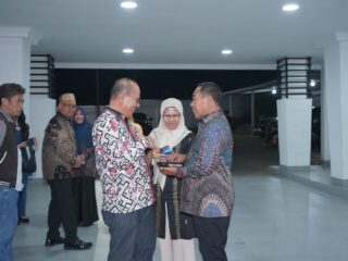 Menggelar Malam Lepas Sambut Kepala Kejaksaan Negeri Wajo