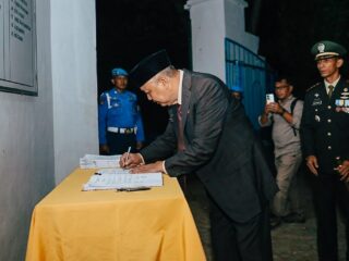 Bupati Bersama Wabup Pinrang dan Unsur Forkopimda Ikuti Apel Penghormatan di Taman Makam Pahlawan Palia