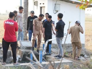 Bupati Sidrap Cek Sawah Bangkai, Pastikan Program Listrik Masuk Sawah Jaga Produktivitas Padi