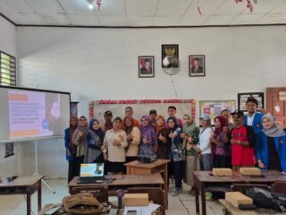 UNTAD Latih Guru SD di Dolo Kembangkan Pembelajaran Kreatif Berbasis Kearifan Lokal