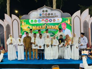 Maulid Akbar di Taman Usman Isa, Bupati Syaharuddin Serukan Penguatan Akhlak