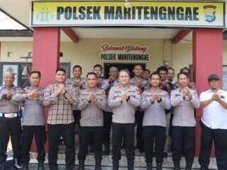 Kapolres Sidrap Berikan Sejumlah Arahan Dalam kunjungannya di Polsek Maritengngae