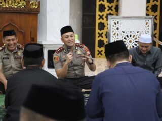 Kapolres Sidrap Lanjutkan Safari Subuh, Sampaikan Pesan Kamtibmas dan Sosialisasi Operasi Patuh