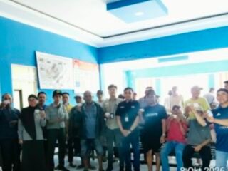 BRI BO Pinrang Dukung Distribusi Kartu Tani bagi Petani di Kelurahan Salo